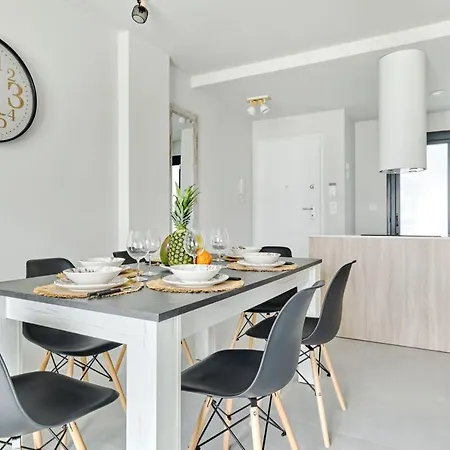 Sunny Dream Apartment
